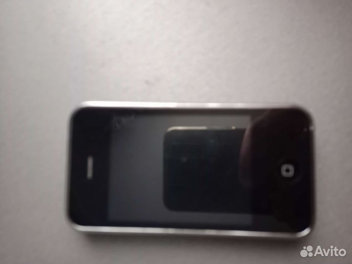 iPhone, 4 ГБ