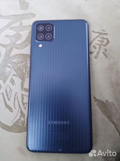 Мобильный телефон samsungм12
