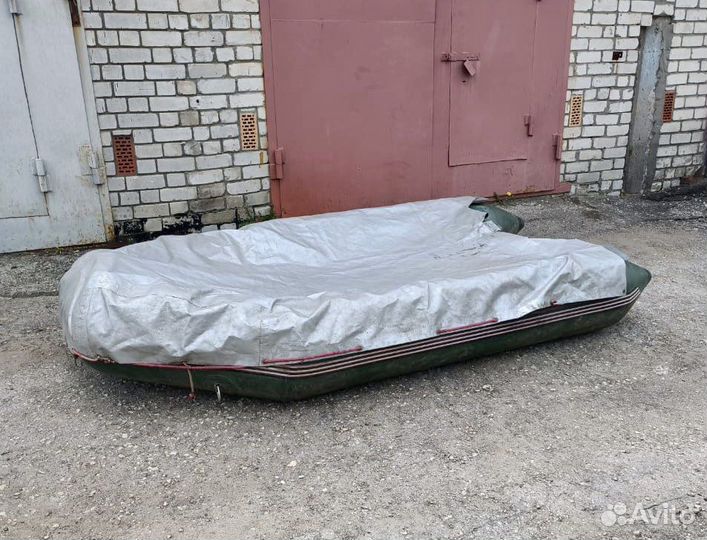 Лодка Korsar 3000