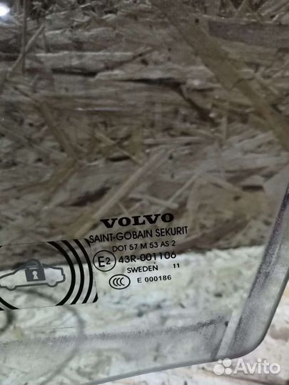 Стекло переднее левое Volvo s60 2011год