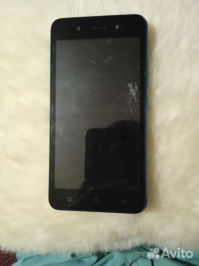 HUAWEI P20, 4/64 ГБ