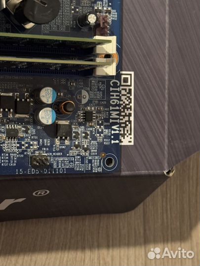 Материнская плата с процессором и памятью