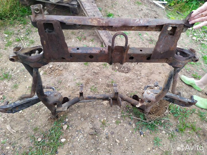 Подрамник Chery Kimo, QQ