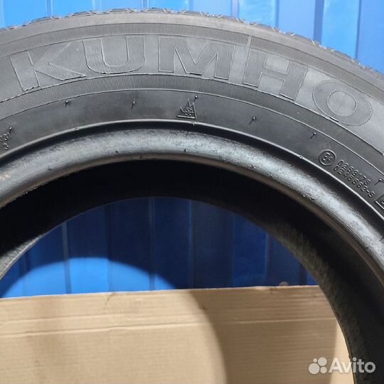 Kumho I'Zen KW31 215/60 R16