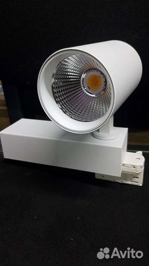 Трековые светильники бу