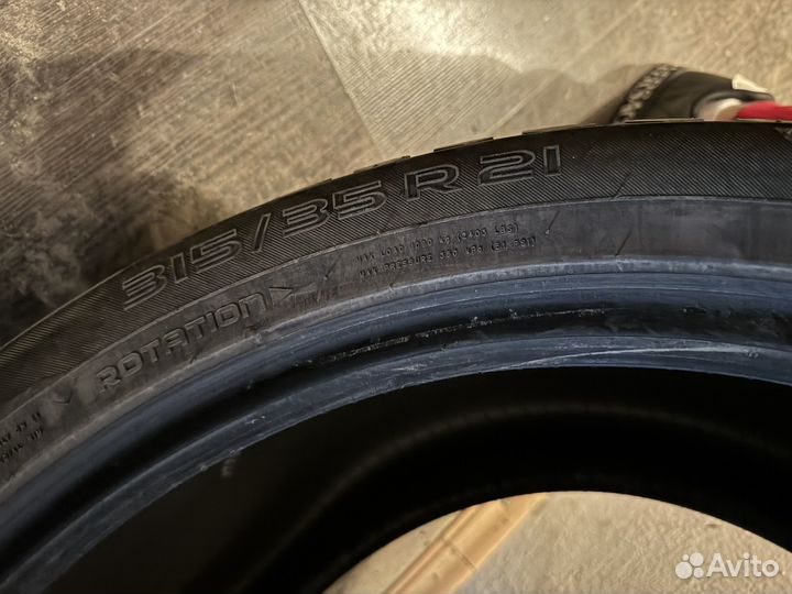 Nokian Tyres Hakkapeliitta 9 SUV 315/35 R21