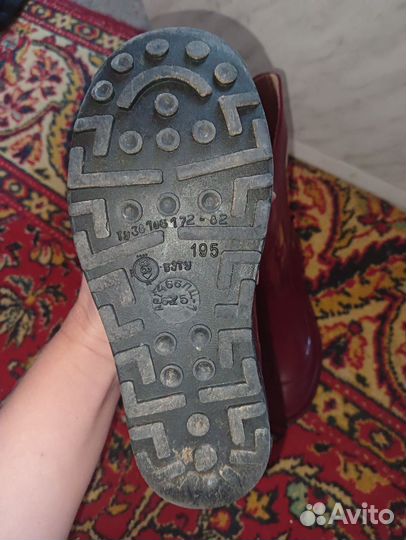 Резиновые сапоги