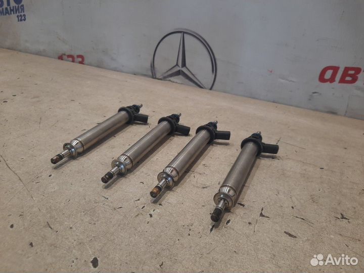 Форсунка топливная Mercedes C180 W205 274.910 2017