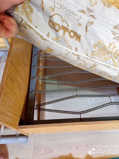 Кровать односпальная с матрасом бу