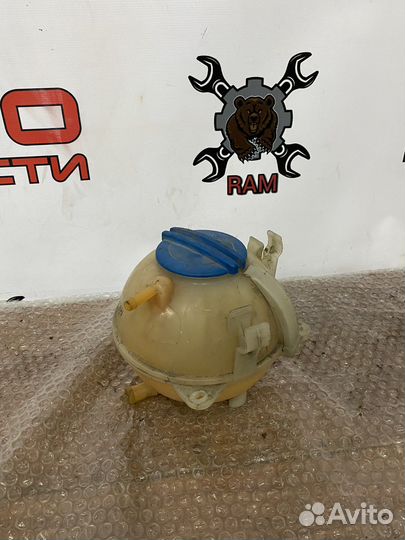 Расширительный бачек volksvagen jetta 6