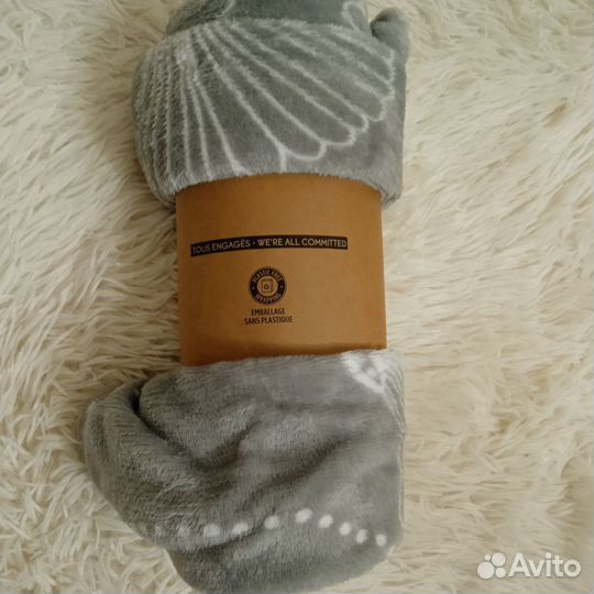 Плед от Ив Роше