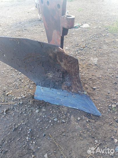 Стойка для плуга