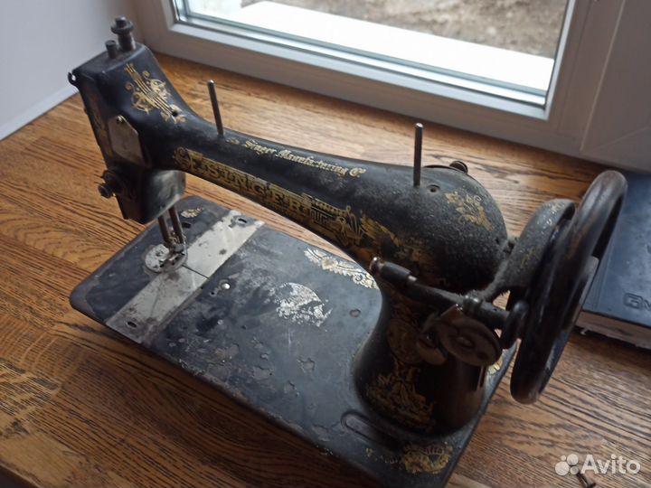 Швейная машинка зингер ручная