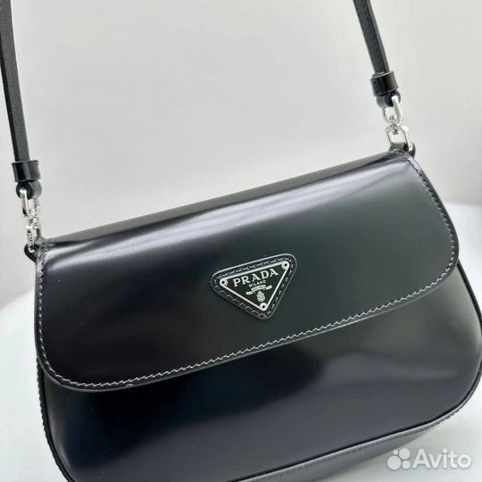 Сумка Prada c откидным верхом