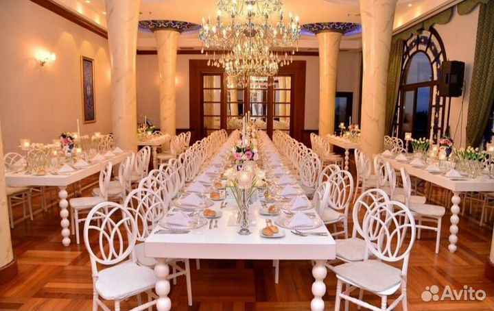 Банкетные стулья