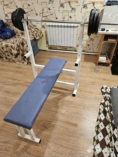 Скамья для жима, гриф, блины, гантели