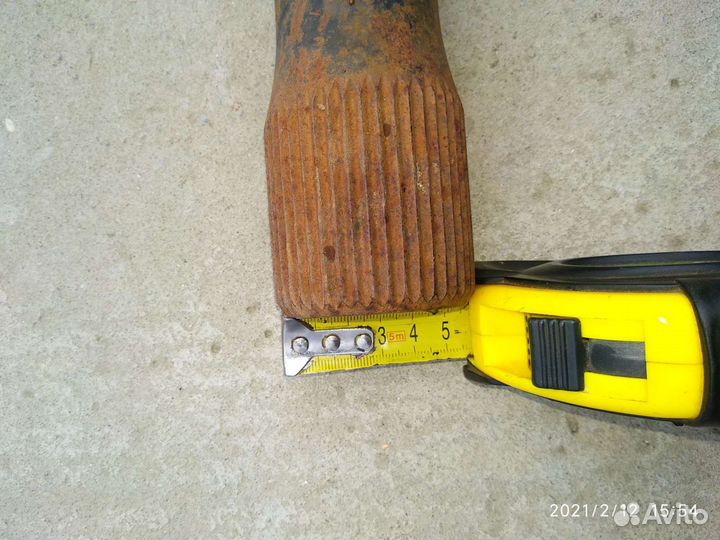 Ось вал с шлицами