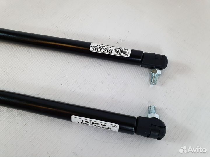 Упоры капота Шевроле Нива