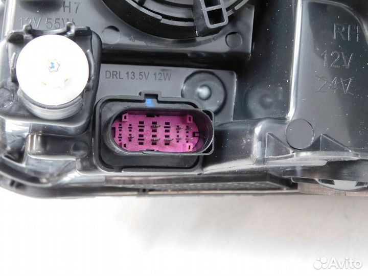 Фара правая Geely Coolray