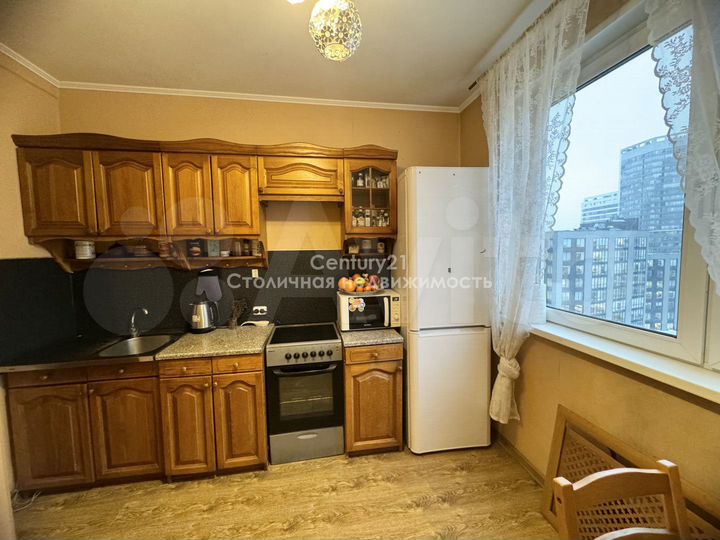 2-к. квартира, 52 м², 14/17 эт.