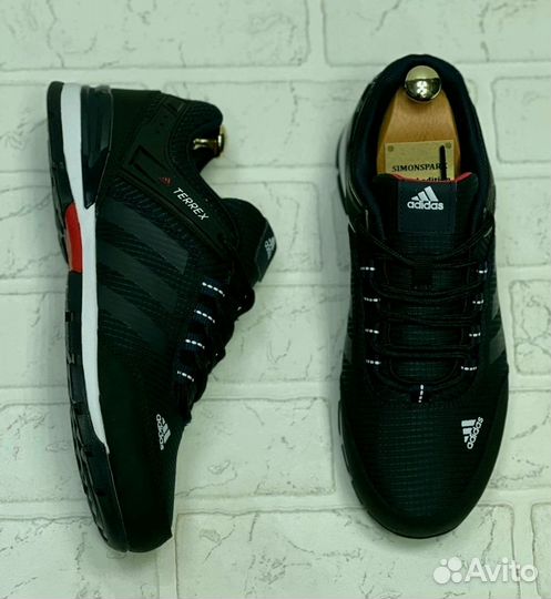 Кроссовки Adidas Terrex осенние