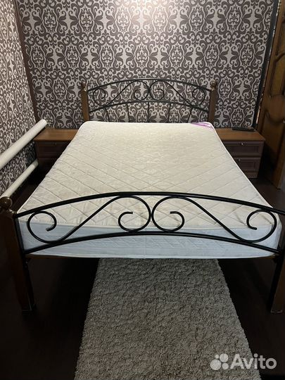 Кровать двухспальная 140 190