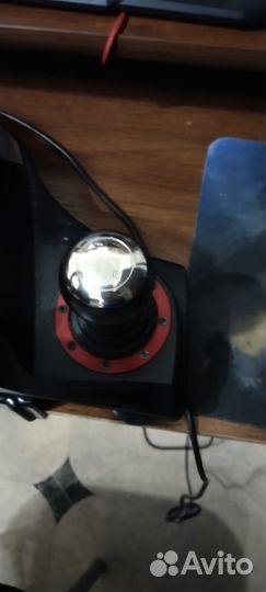 Продам руль игровой с педалями и кпп