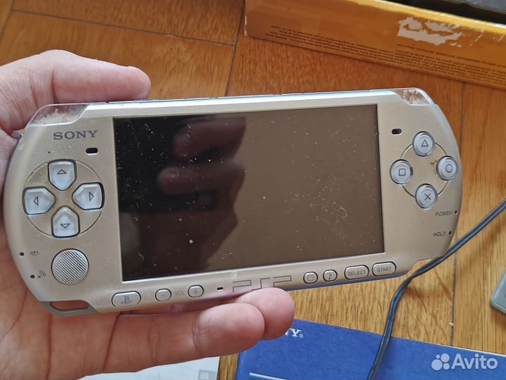 Лимитированная PSP Gran Turismo