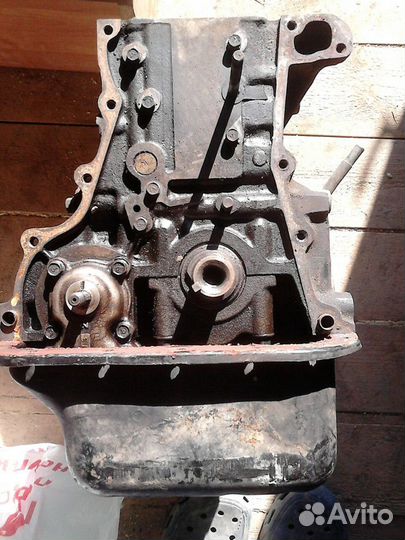 Двс Двигатель mazda bongo D5 UC на запчасти