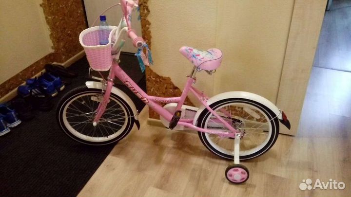 Детский велосипед бу 18 для девочки