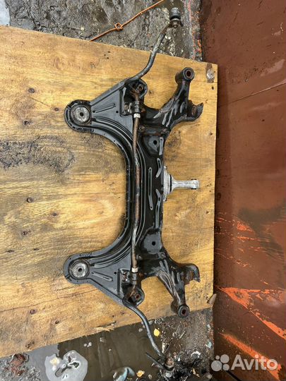 Chevrolet aveo т200 Передний подрамник