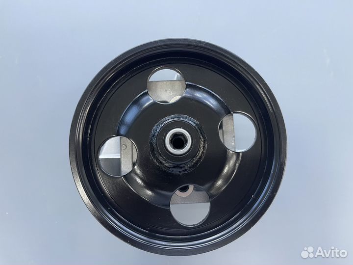 Насос гура для Ford Focus 3 1758113 новый