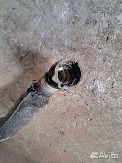 Патрубок охлаждения Audi A6 C6