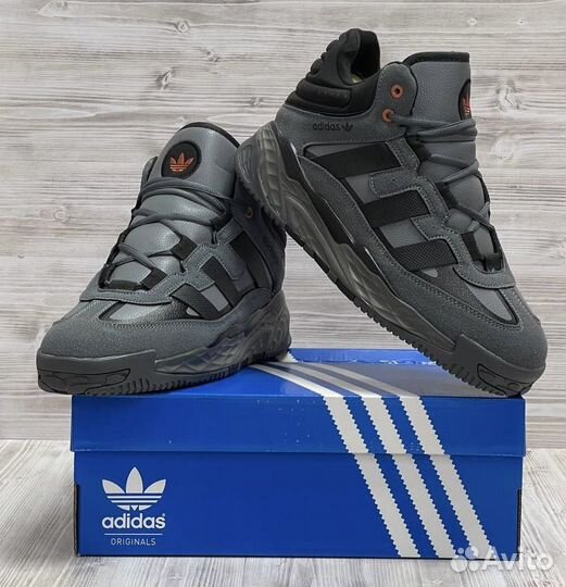 Adidas Gore-tex зимние с мехом