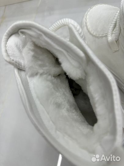 Женские ботинки зимние