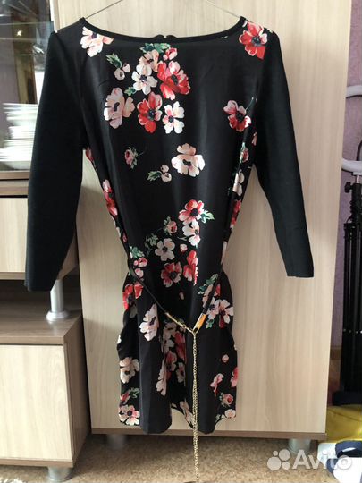 Платье с рисунком 42/44