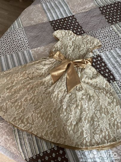 Платье праздничное для девочки