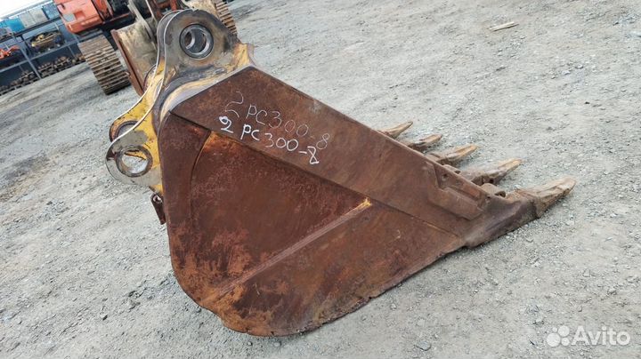 Ковш экскаватора Komatsu PC300-8