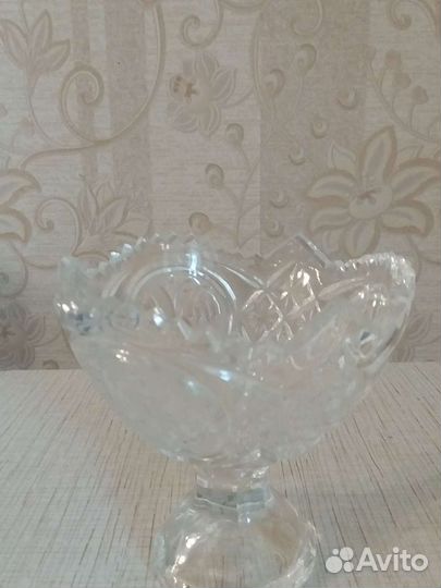 Ваза для фруктов на ножке хрусталь