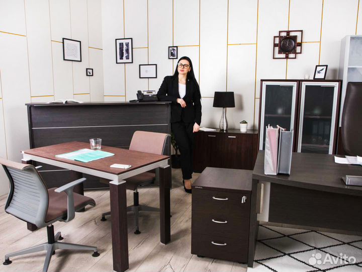 Офисная мебель в кабинет
