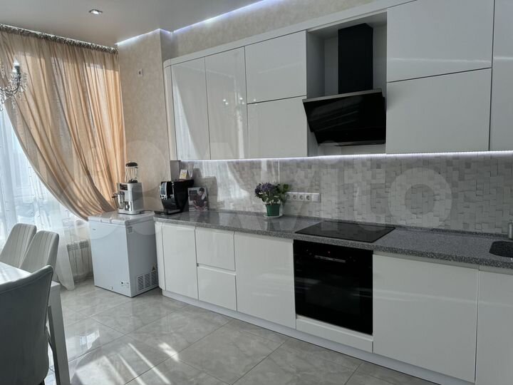 2-к. квартира, 64 м², 7/11 эт.