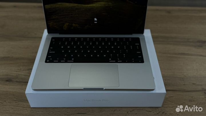 Macbook pro 14 2023 M3/512 новый