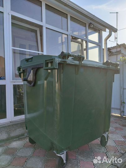 Бак для мусора уличный