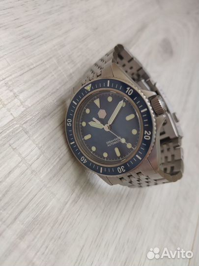 San Martin 200m Blue Diver