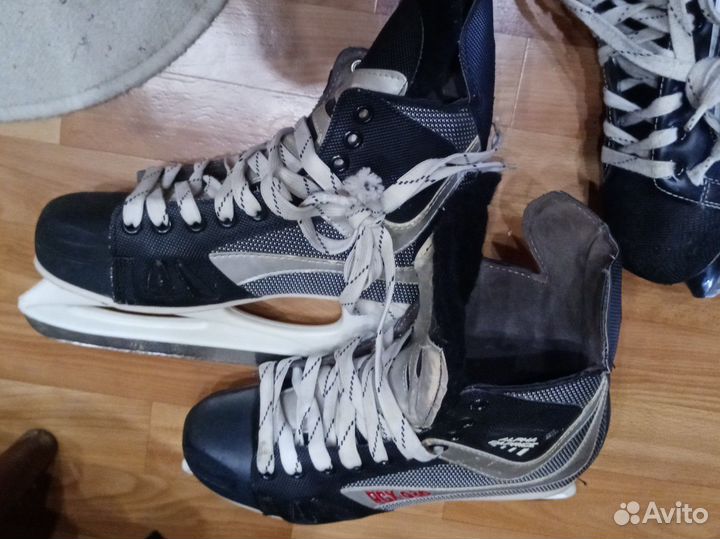 Коньки хоккейные мужские и женские 45 и 35 размер