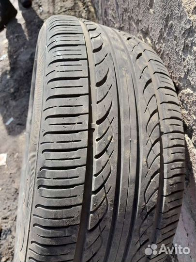 Kumho Solus KH19 235/55 R17 200G