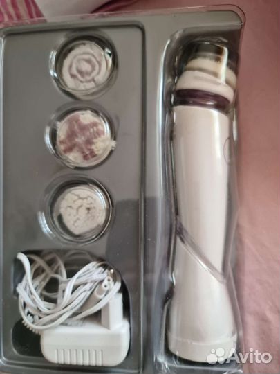 Электрическая щетка для массажа лица