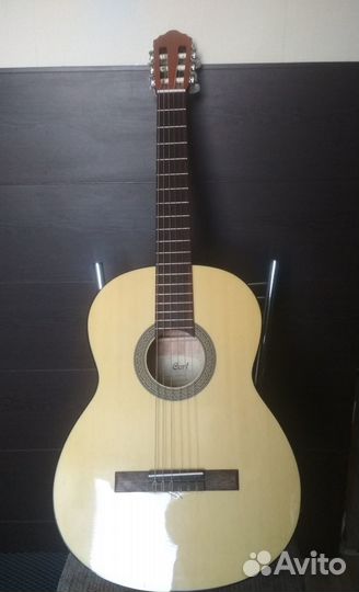 Классическая гитара Cort