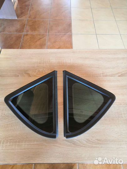 Задняя форточка правая Kia Ceed 1 ED