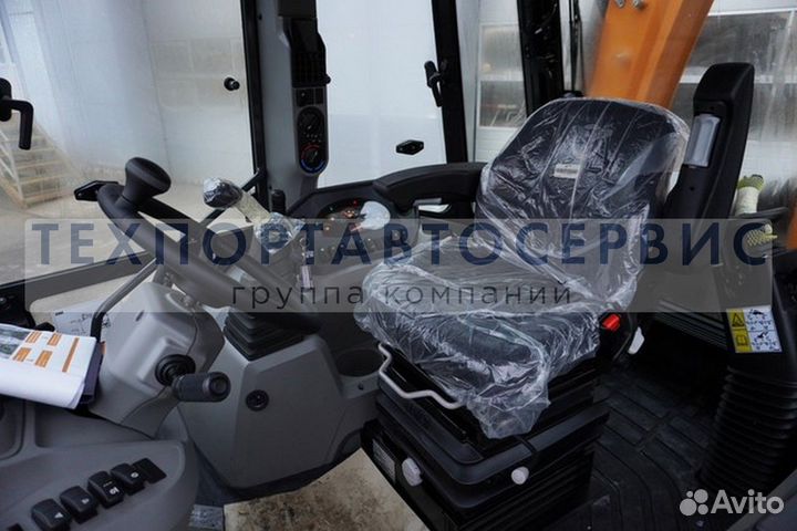 Экскаватор-погрузчик CASE 695, 2023